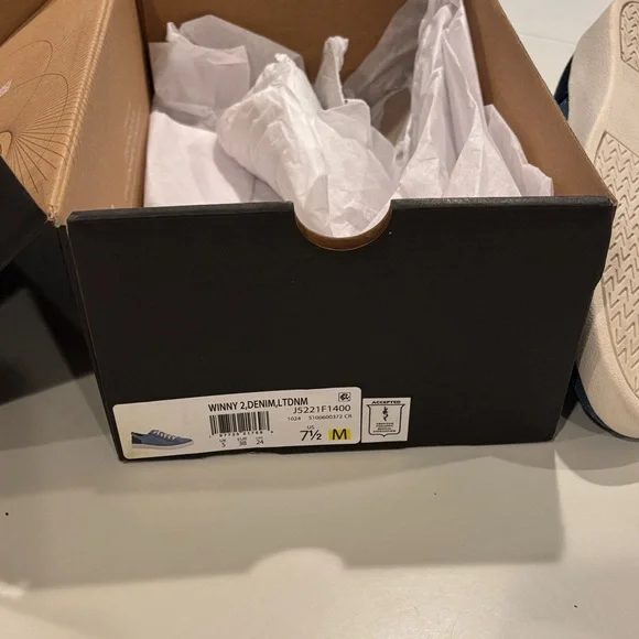 Vionic winny denim shoes size 7.5 - Picture 5 of 8